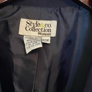 Women’s Navy Blazer